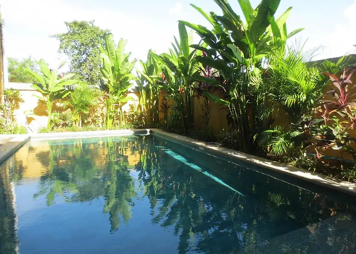 Guest house Bima Sakti House 2*